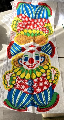 Juguete de almohada panel de tela cortado y cosido CHESTER the Clown de colección Foto 1 de 3