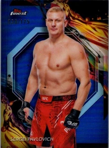 2024 Topps Finest UFC | Sergei Pavlovich #172 | Blue Refractor /175 - Bild 1 von 2