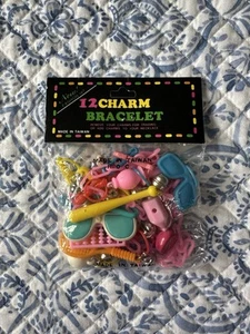 Vintage 1980’s Original 12 Clip On Charm Bracelet Made In Taiwan BRAND NEW-RARE! - Picture 1 of 7