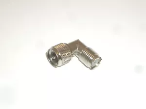 ADAPTADOR CONECTOR ÁNGULO RECTO WORKMAN 40-7615 MINI UHF MUJER A HOMBRE - Imagen 1 de 1