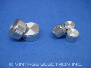 NUOVO set manopole di ricambio DYNACO - ARGENTO alluminio lavorato (SCA-80 80Q Int Amp) - Foto 1 di 7