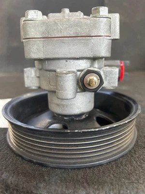 Насос/мотор гидроусилителя руля KIA RONDO 07 08 09 10 11 12 - Изображение 1 из 4