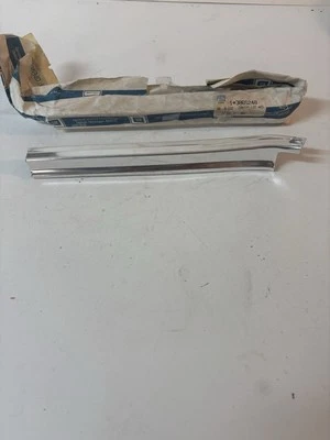 Faro derecho Chevrolet Chevelle ElCamino Malibu 1965 GM 3865248 nuevo de lote Foto 1 de 4