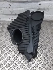 Porsche Cayenne 958 Air Filter Box 7P0129601 7P0129620 2013 - Picture 1 of 12