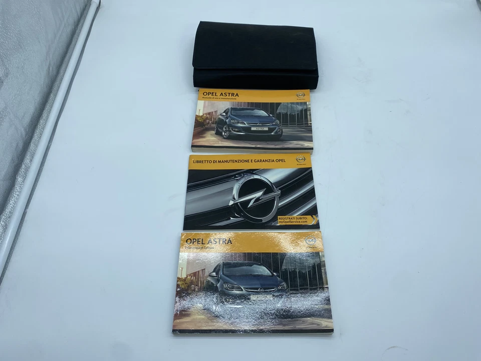 LIBRETTO USO E MANUTENZIONE OPEL ASTRA 2013 ITALIANO ORIGINALE - Immagine 1 di 4