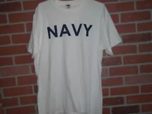 US NAVY VINTAGE TSHIRT UOMO ADULTO LARGE DI FRUIT OF THE LOOM - INDOSSATA POCHE VOLTE - Foto 1 di 2