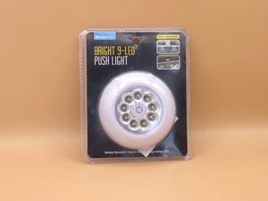 Bright 9-LED Push Light, NEW. - Picture 1 of 2
