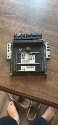 Nissan Titan Le Ecm 2004 funciona bien podría necesitar ser programado para camión nuevo Foto 1 de 2