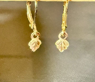 Vintage 10k Gold Black Hills Dainty Leaf Earrings Dangle Leverback  - Image 1 of 4