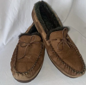 Mens 14 Med LL Bean Wicked Good Moccasins Slippers Real Lamb Fur Suede Shearling - Picture 1 of 6