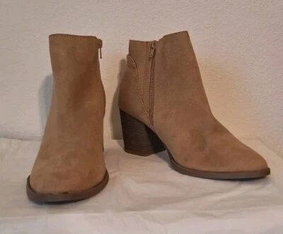 Botín Lauren Conrad de gamuza (espuma con memoria) talla 11 mediano Foto 1 de 4