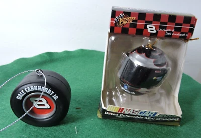 Winners Circle #8 Dale Earnhardt Jr Navidad Mini Adornos Neumático y Casco Foto 1 de 4