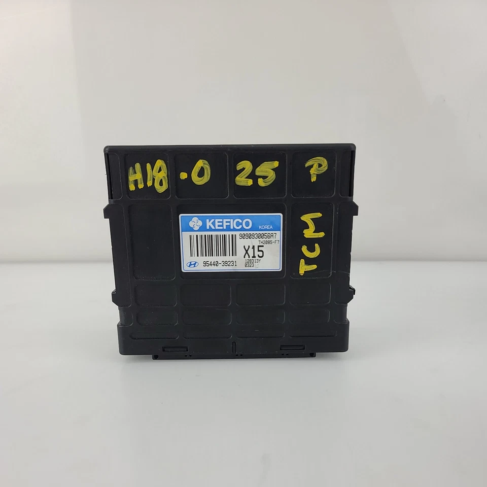 Panel de retroceso izquierdo para transmisión ECM Hyundai Elantra 2001-2003 se adapta a 376136 Foto 1 de 4