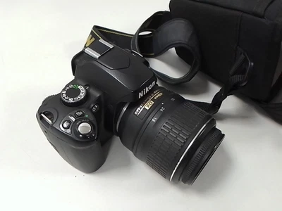 Nikon D60 DSLR With Nikkor 18-55mm Lens And Case #N011 - Image 1 of 4