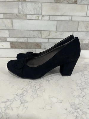 Zapatos de salón cómodos de gamuza negros sin cordones Eurosoft by Sofft para mujer 8M Foto 1 de 4