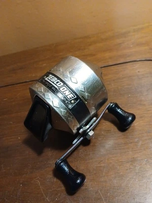 Carrete de pesca de alta velocidad vintage Zebco One Diamond patrón en buen estado usado Foto 1 de 4