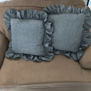 (2) Vintage Bob Timberlake Chambray blau Salem gerafft Überwurf Akzent Kissen 18 Zoll  - Bild 1 von 6