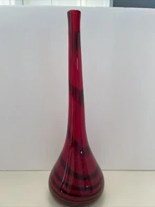 Vintage a red Narrow Tall flute vase - Picture 1 of 5