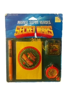 Marvel Secret Wars Messages Figure MOC 1984 SEALED Decoder Wheel Shields BMC3 - Picture 1 of 5