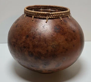 Vintage ~ Pier 1 Gourd Style Clay Pottery ~ Basket Weave Stitched Vase ~ Bowl - Picture 1 of 5