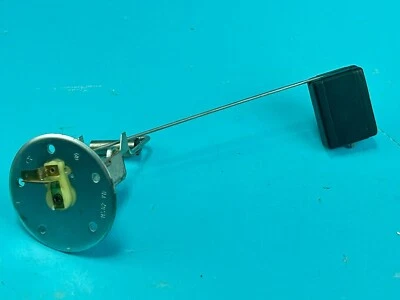 Unidad de envío de tanque de combustible de gasolina Toyota Crown Wagon Van S80 MS82 genuina nueva de stock Foto 1 de 4