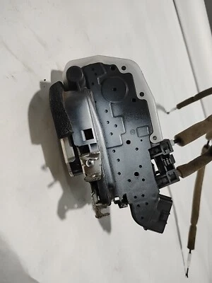 Infiniti G37 2011 pasajero derecho puerta trasera cerradura pestillo actuador OEM Foto 1 de 4