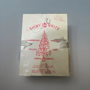 Rare Small Vintage Shiny Brite Box ( Measures Approx 10” X 7.5” ) & 8 Ornaments - Picture 1 of 7