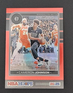 2024-25 Panini Hoops #90 Cameron Johnson - Red Prizm Premium /99 - Nets - Bild 1 von 2