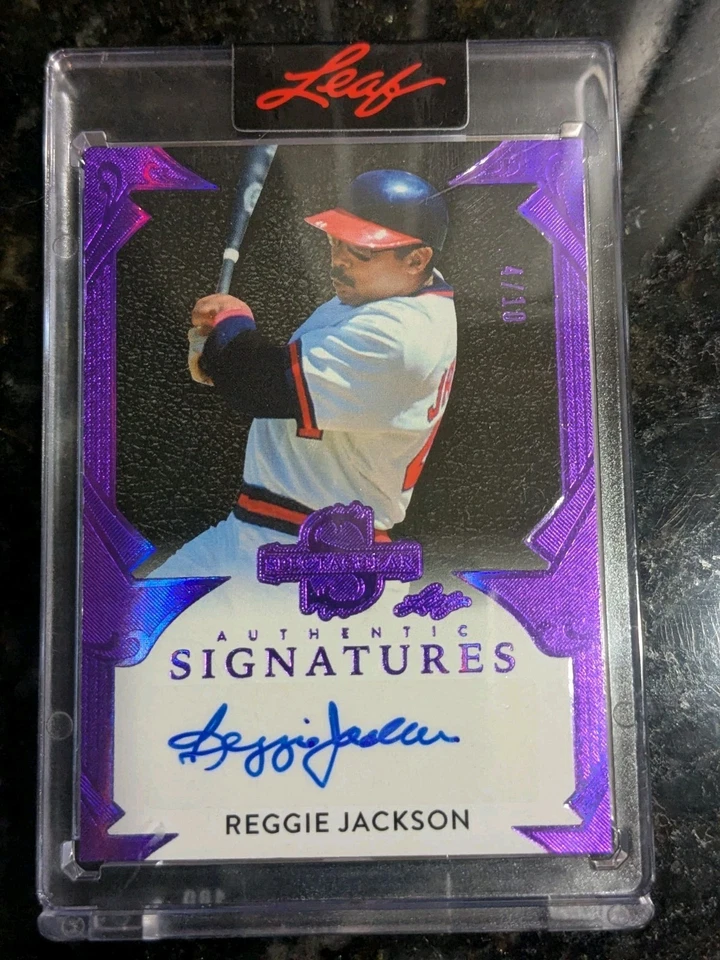 2025 LEAF SPECTACULAR Reggie Jackson SIGNATURES AUTO HOLO 4/10 HOF - Image 1 of 1