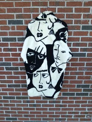 Donnybrook Faux Fur  Faces Coat  Large, 80’s Print , Pop Art - Image 1 of 4
