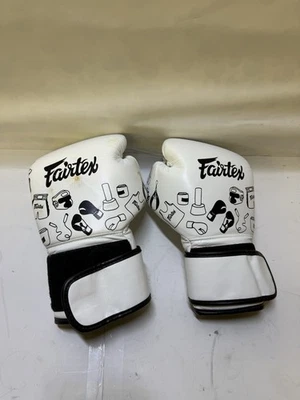 LUVA DE BOXE GENUÍNA FAIRTEX NOVA ARTE DESIGN GRAFITE BRANCA NOVA EM FOLHA MICRO FIBRA - Imagem 1 de 4