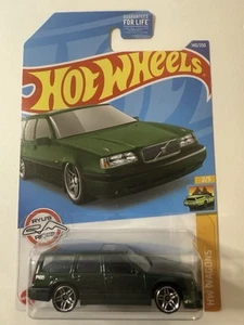 2022 Hot Wheels Green Volvo 850 Estate Wagon #140/250 HW Wagons #2/5 - Picture 1 of 3