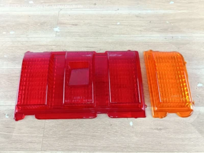 Lente de luz trasera lado derecho MITSUBISHI DODGE COLT GALANT GS A50 A51 1969-1973 Foto 1 de 4