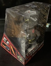 Transformers Masterpiece Grimlock - Toys R Us Exclusive - 2009 - Sealed - Hasbro