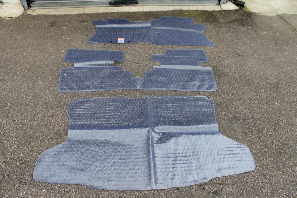 Se adapta a la alfombra Suzuki Swift 2010-16 Foto 1 de 3