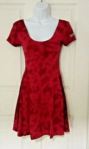Abito ROSA Victoria's Secret ARKANSAS rosso taglia S manica corta skater linea A - Foto 1 di 4