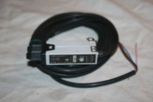 Sensor de fibra óptica Eaton Cutler-Hammer E65HNL7R serie A1 - Imagen 1 de 3