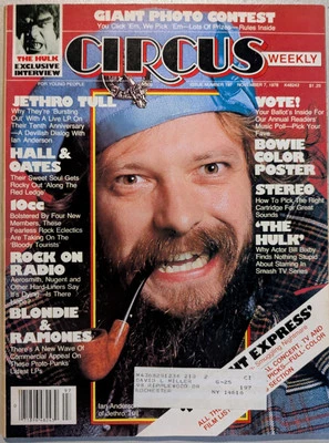 Circus Magazine November 1978 Jethro Tull, 10cc, Blondie, Hulk, Yes,Bowie poster - Image 1 of 4