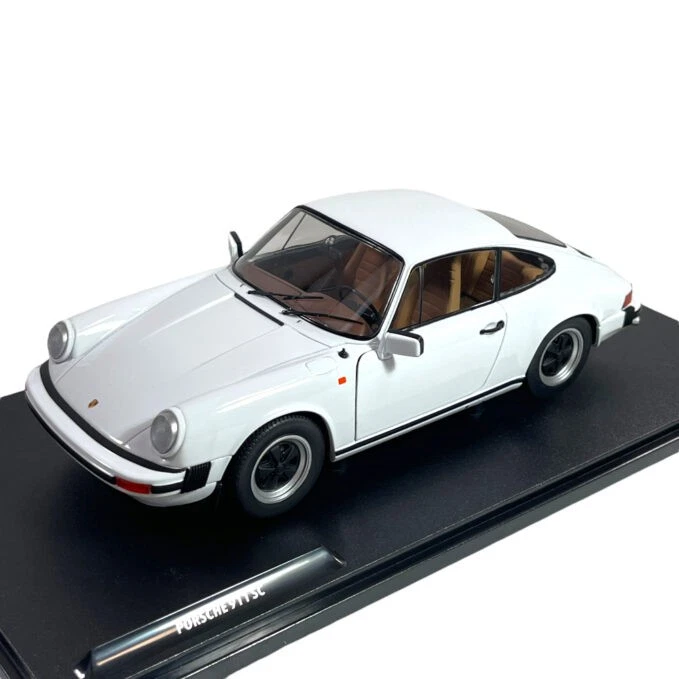 Modellino Auto Solido 1/18 Porsche 911 930 SC White 1974 - Immagine 1 di 4