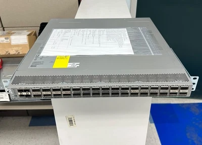 Cisco N3K-C3132Q-40GX Nexus 3132Q-X 32 QSFP+ Foto 1 de 4