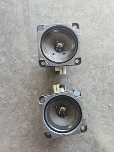 Rear Pillar Bose Speaker tweeter 1999-06 Suburban Yukon Tahoe Escalade 15054683 - Picture 1 of 4