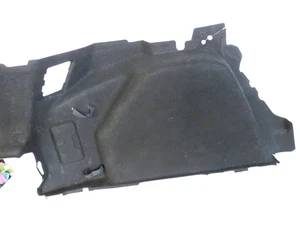 ALFOMBRA PANEL CUARTO TRASERO LADO PASAJERO FORD FOCUS MK3 ORIGINAL 11-18 - Imagen 1 de 4