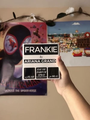 NUEVO EN CAJA Ariana Grande Frankie 1.7 OZ Perfume Descontinuado SELLADO  Foto 1 de 4