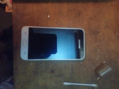 Teléfono Samsung Galaxy Express 3 Foto 1 de 4