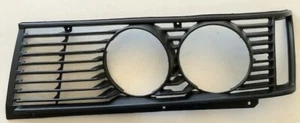 BMW E21 GRILL RIGHT SIDE PART NO 51131834990 - Foto 1 di 1