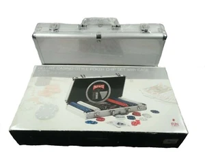 Casino Set Poker Chips 5 Dice Poker Cards With Aluminum Case 300 Pieces - Picture 1 of 7