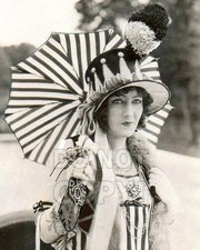 8x10 photo Gloria Swanson 3 pretty sexy movie star in a 1924 film