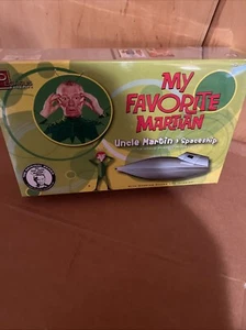 Pegasus 1/18 Scale Uncle Martin & Spaceship My Favorite Martian Model - Picture 1 of 4