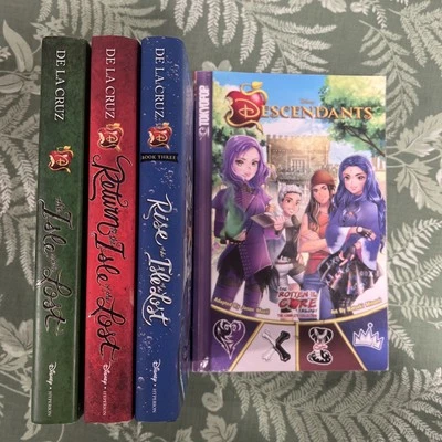 Descendants Disney Novels x3 +Tokyo Pop Graphic Summer Reading Beach Books - Image 1 of 4