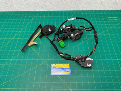 11-18 Volvo S60 V60 HVAC air flap servo motor atuador com conjunto de chicotes de fios OEM - Imagem 1 de 4